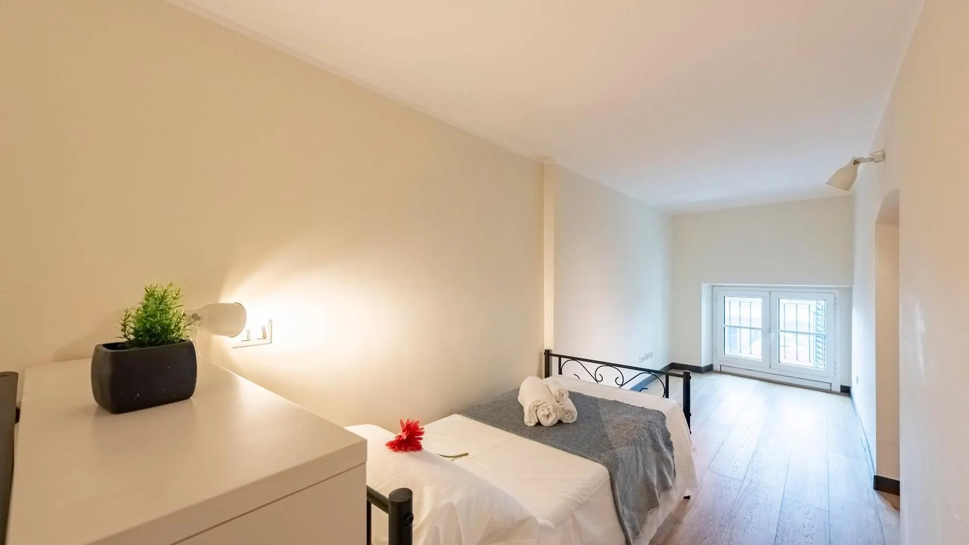 Beautiful Flat Next To Aquarium - Happy Rentals Genoa Italy